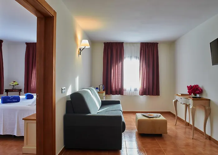 酒店 Paloma Blanca Boutique (adults Only) 马尔韦利亚